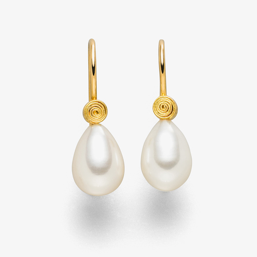fish hook earrings sweet water pearl drops